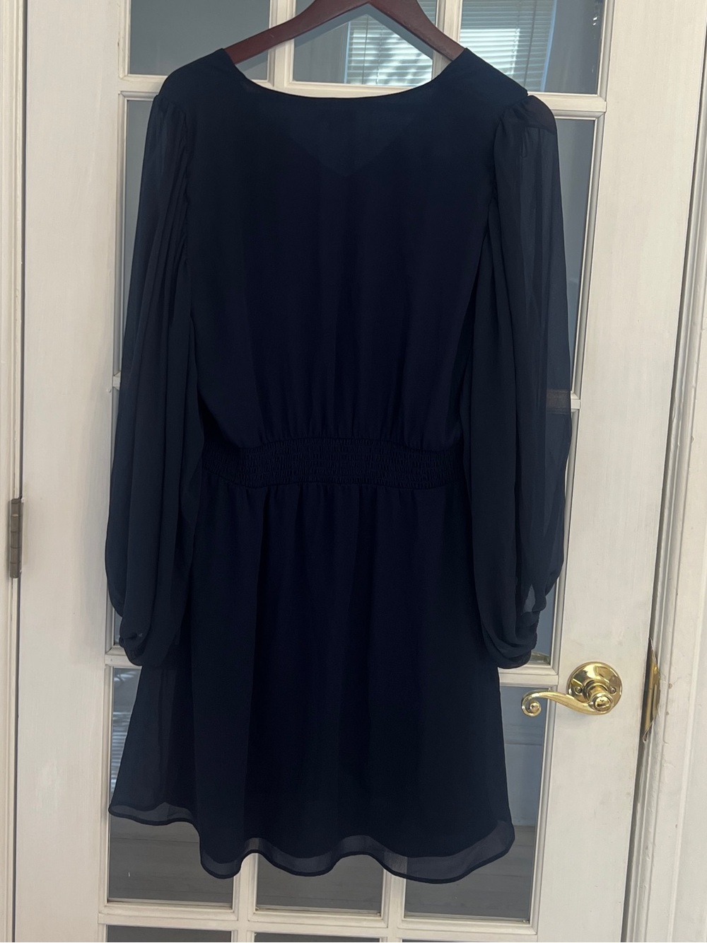 VINCE CAMUTO Women’s Navy Blue Chiffon Long Sleeve Smocked Waist Dress Size L - Picture 2 of 4